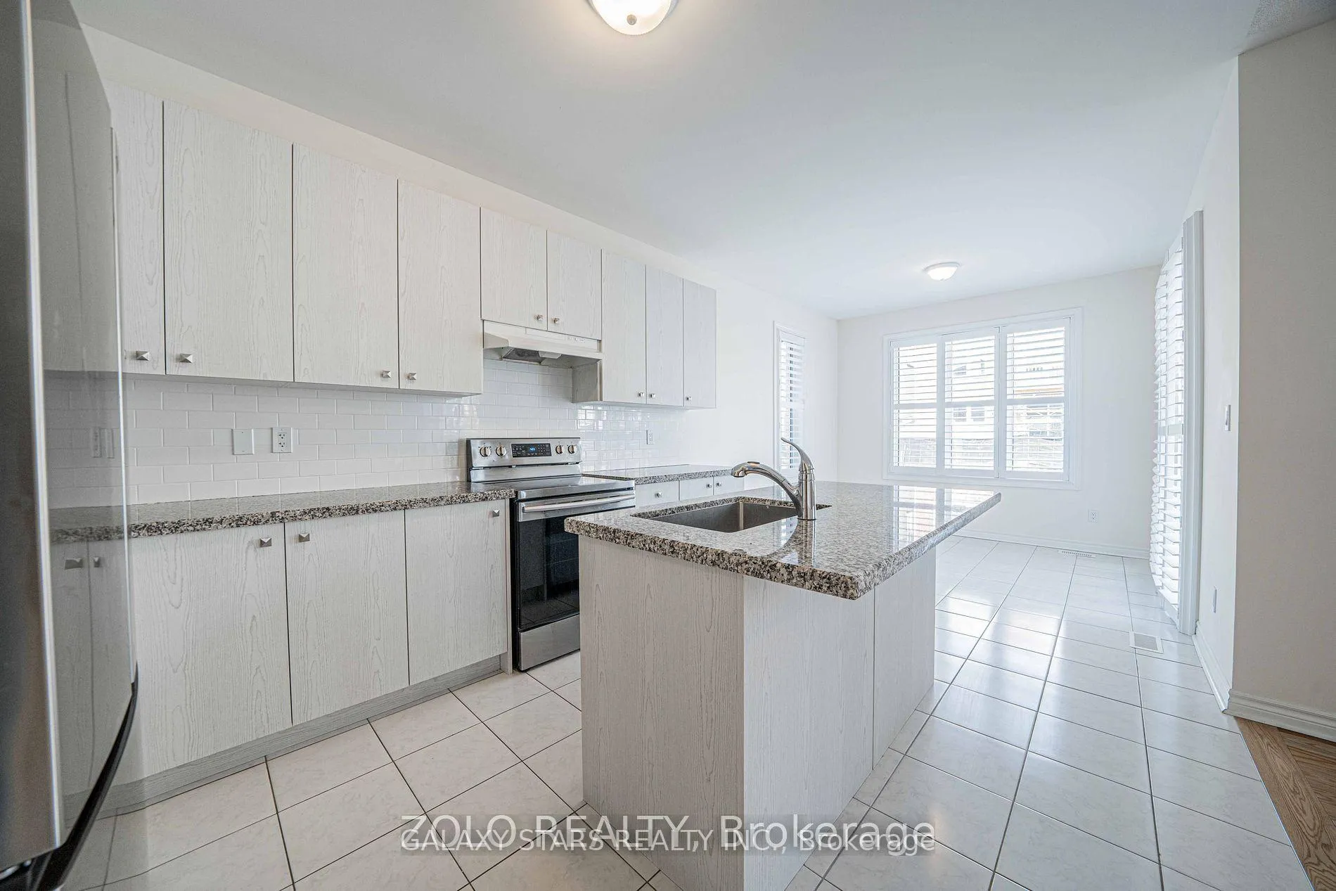 Photo 7 of Unit Upper Floor, 1869 Castlepoint Drive, Oshawa, Taunton — HOMEH