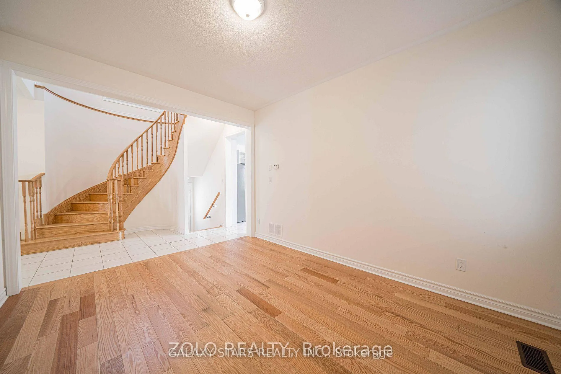 Photo 16 of Unit Upper Floor, 1869 Castlepoint Drive, Oshawa, Taunton — HOMEH