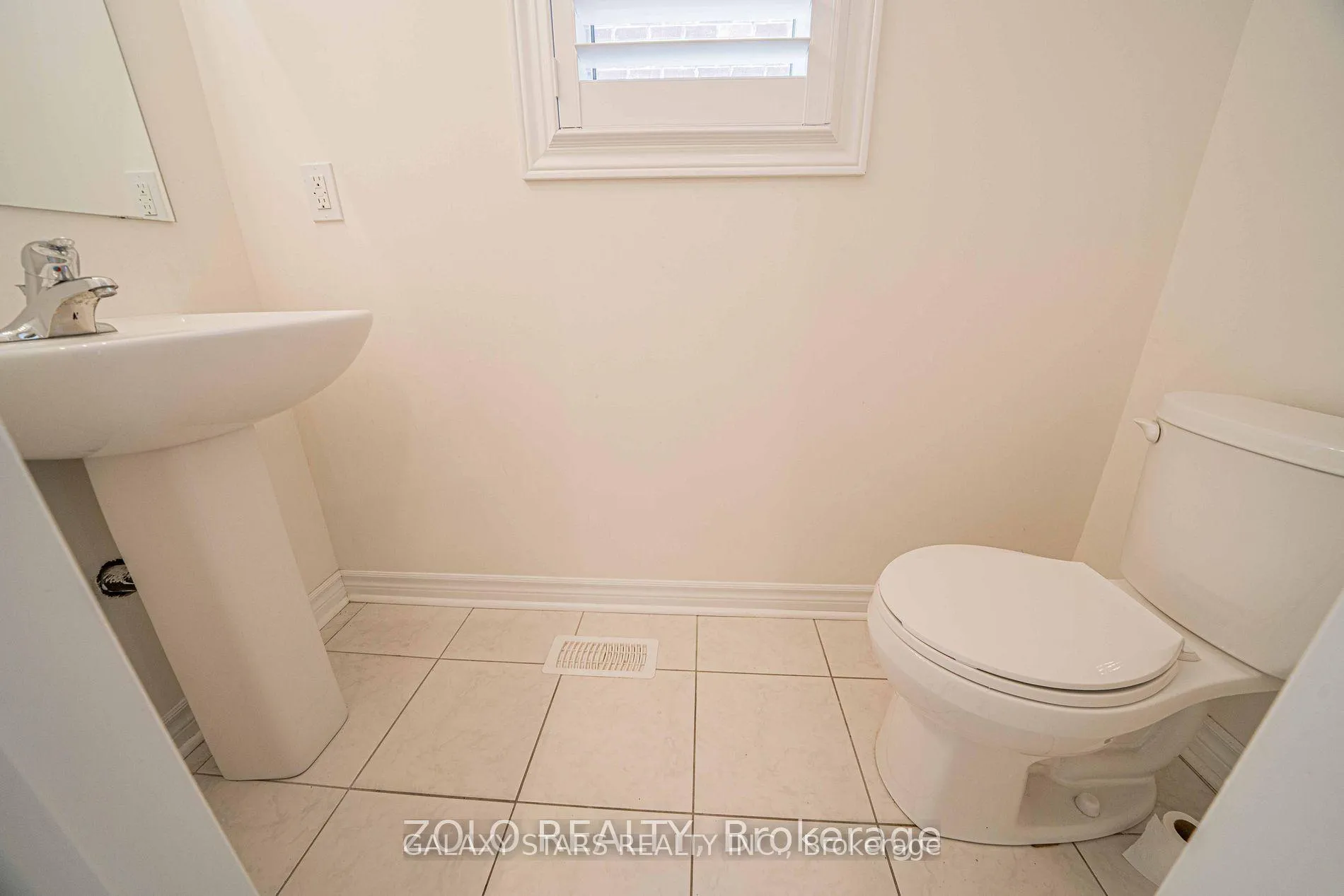 Photo 21 of Unit Upper Floor, 1869 Castlepoint Drive, Oshawa, Taunton — HOMEH