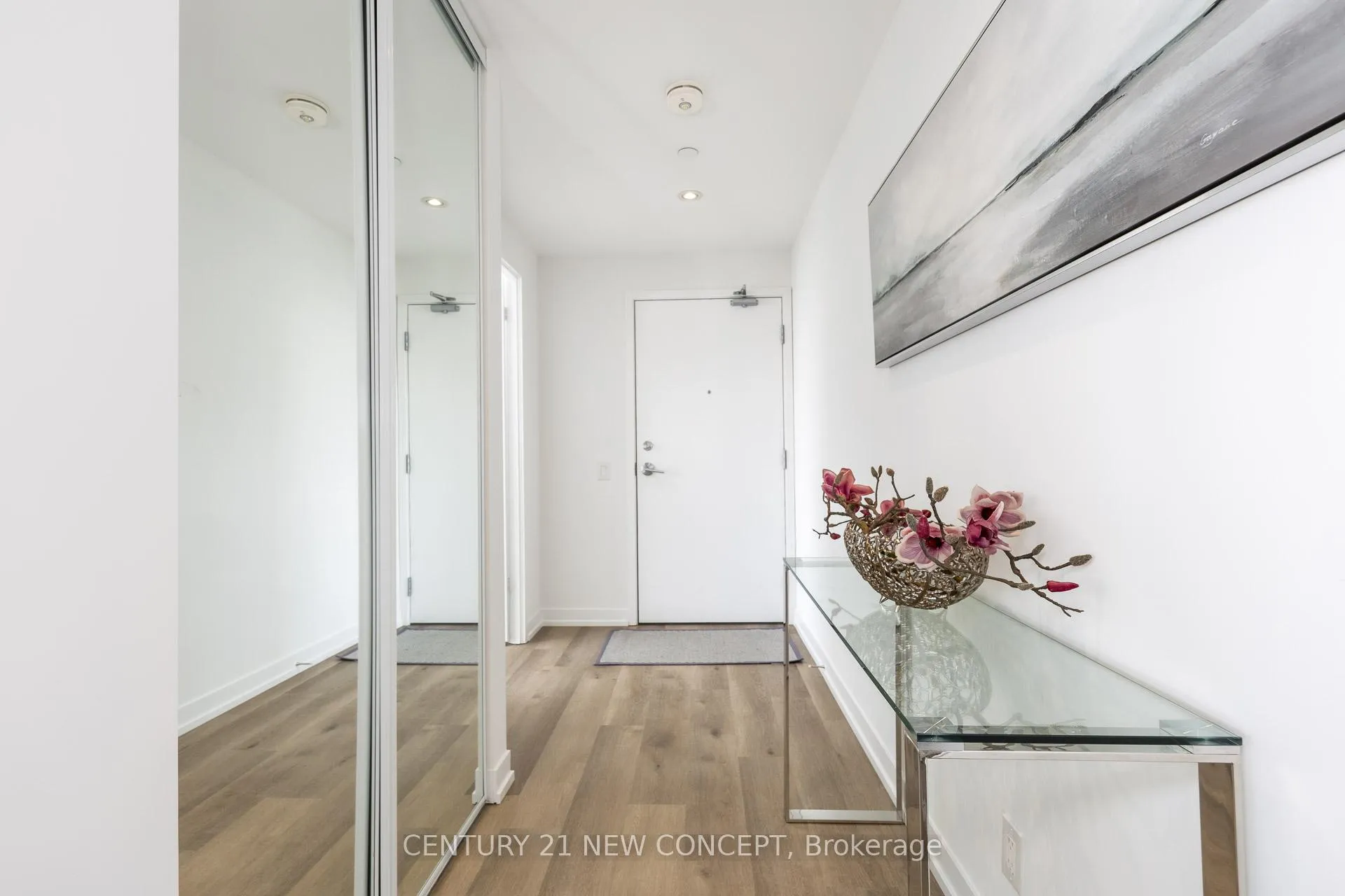 Front of Unit 2902, 898 Portage Parkway