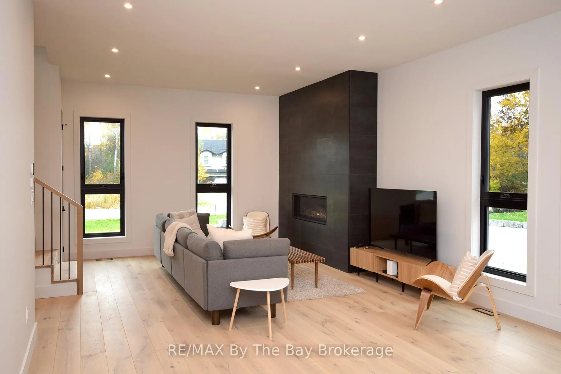 Photo 18 of 49 Broadview Street, Collingwood — HOMEH