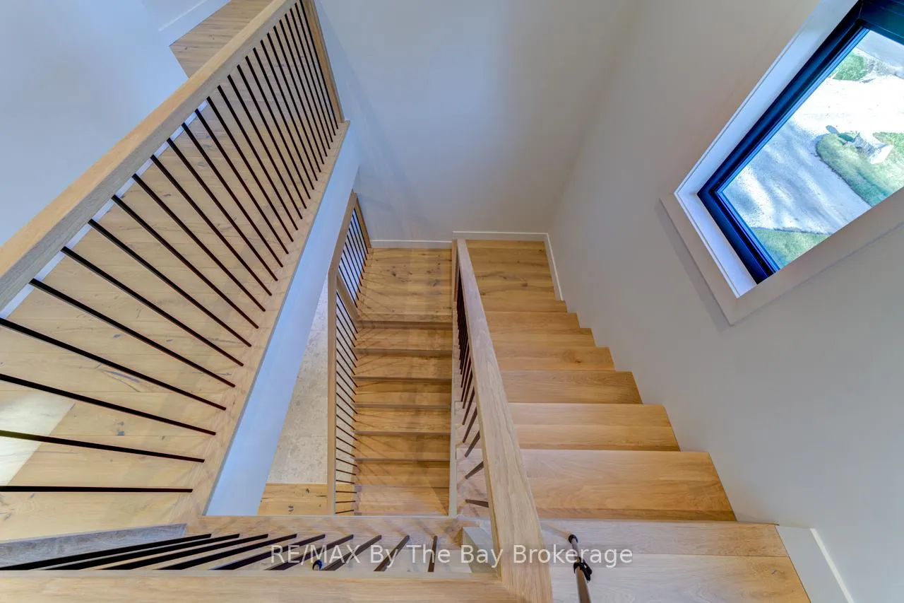 Photo 20 of 49 Broadview Street, Collingwood — HOMEH