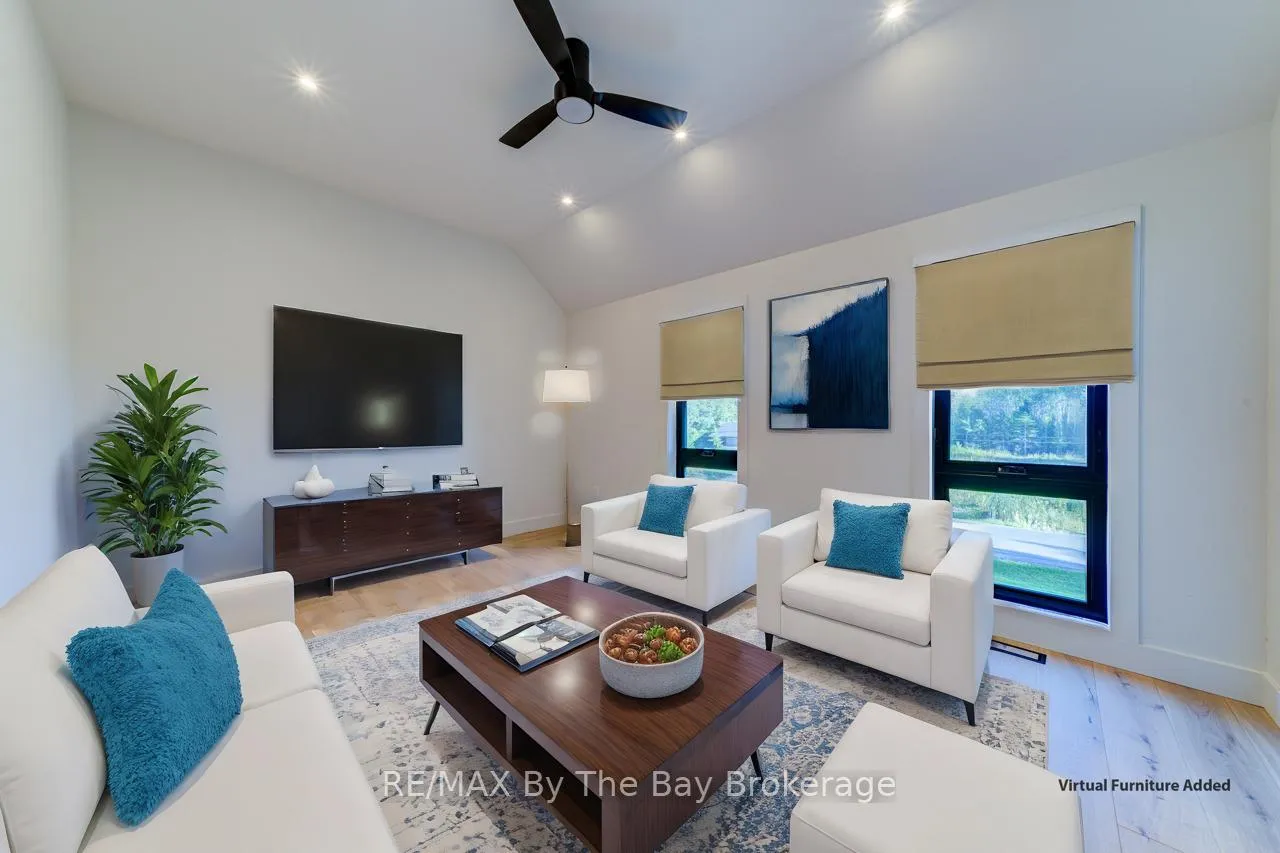 Photo 23 of 49 Broadview Street, Collingwood — HOMEH