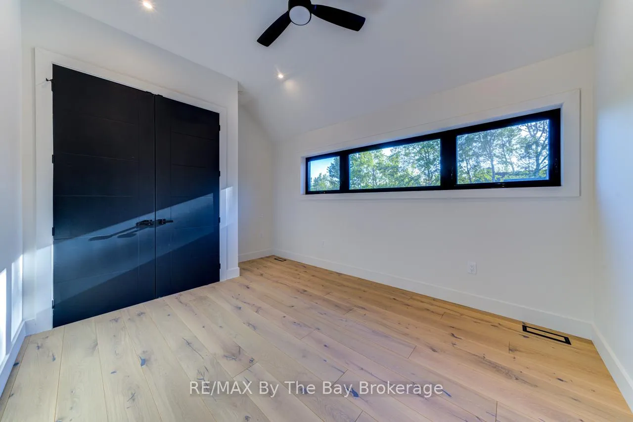 Photo 27 of 49 Broadview Street, Collingwood — HOMEH