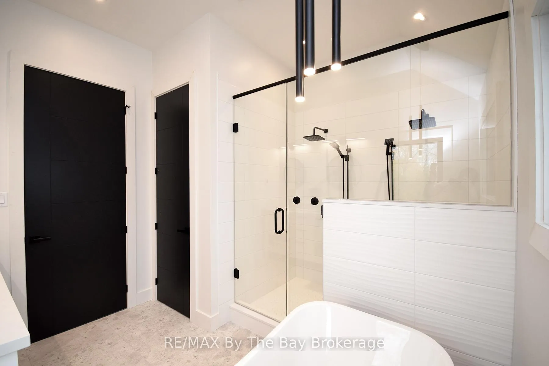 Photo 37 of 49 Broadview Street, Collingwood — HOMEH