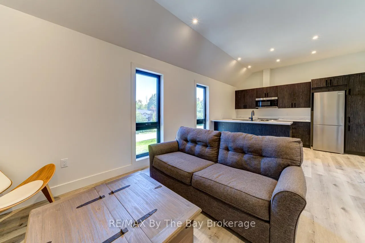 Photo 41 of 49 Broadview Street, Collingwood — HOMEH
