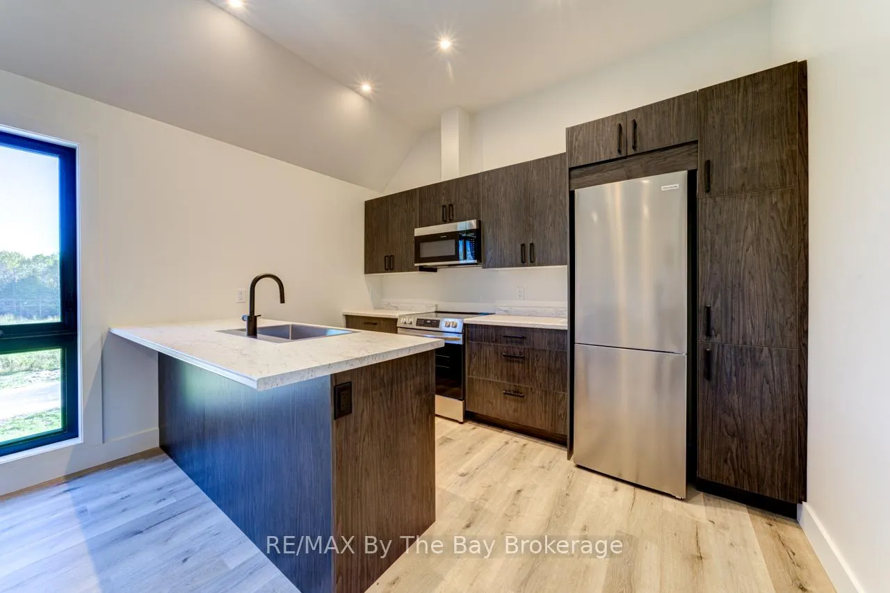 Photo 42 of 49 Broadview Street, Collingwood — HOMEH