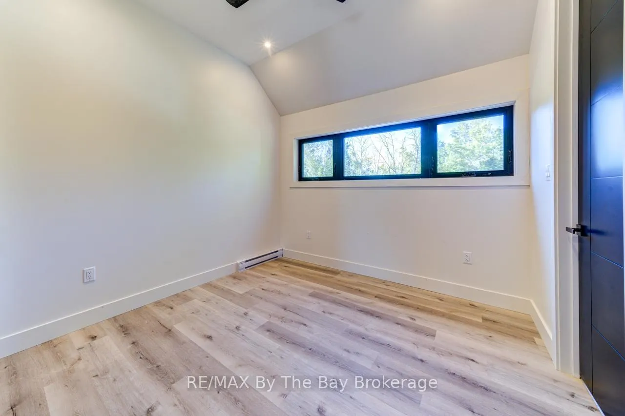 Photo 44 of 49 Broadview Street, Collingwood — HOMEH