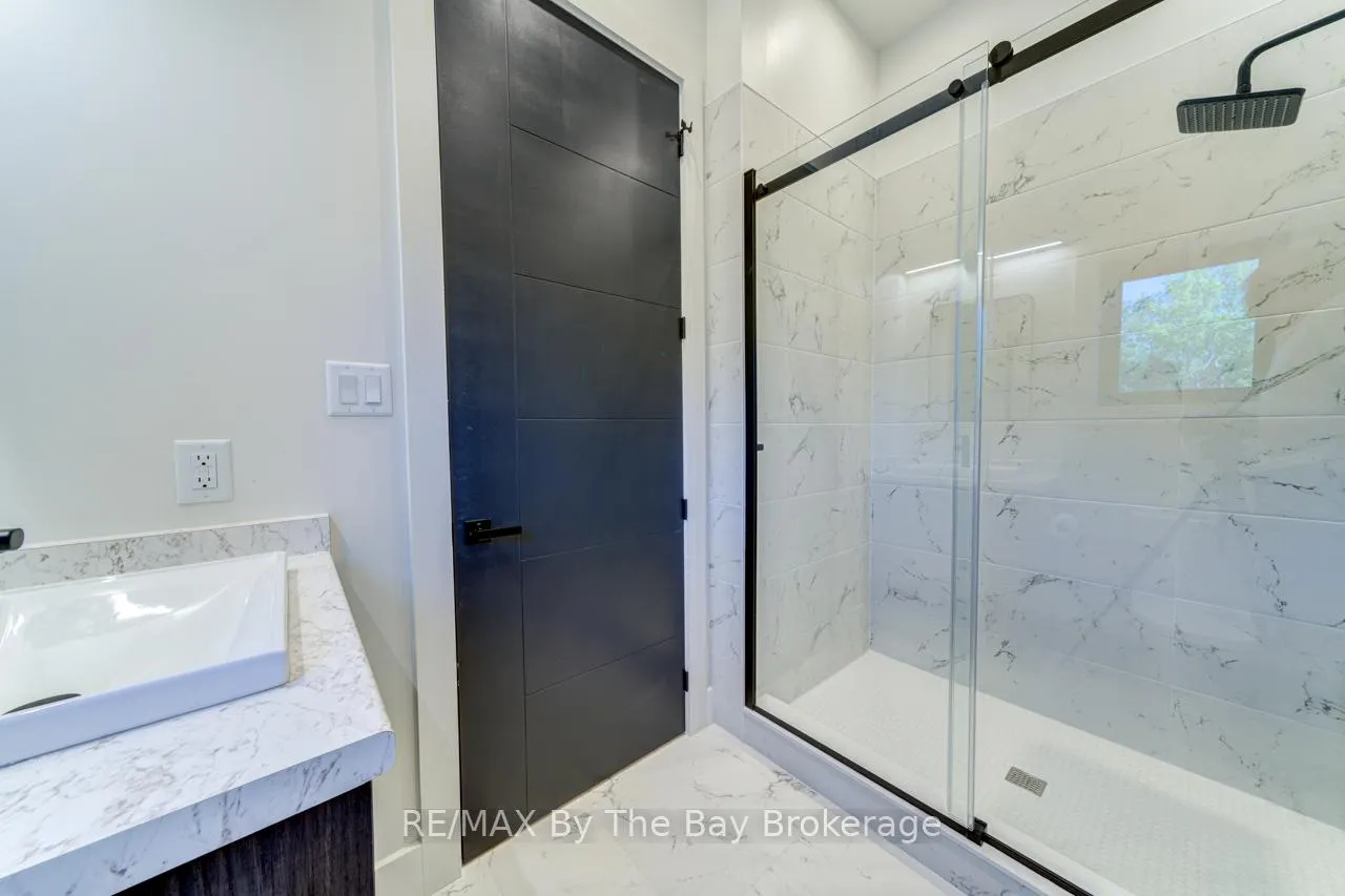 Photo 45 of 49 Broadview Street, Collingwood — HOMEH