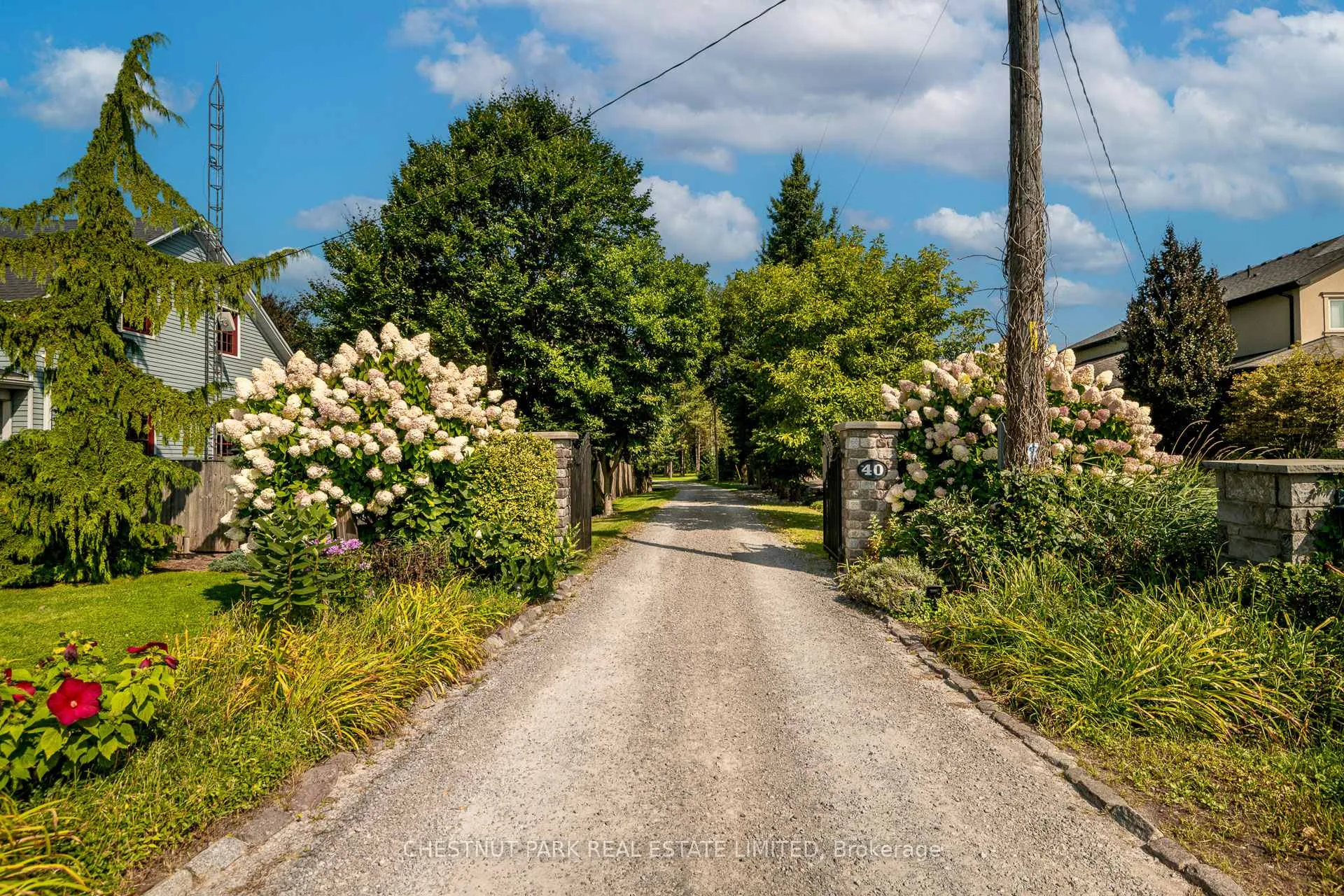 Photo 5 of 40 Hurd Street, Oshawa, Raglan — HOMEH