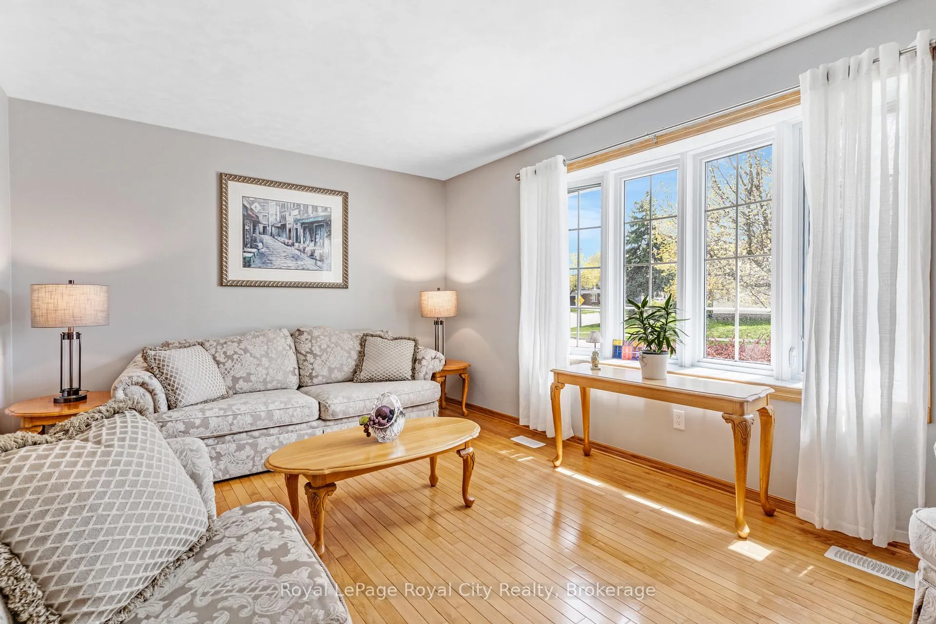 Photo 10 of 169 Johanna Drive, Cambridge — HOMEH
