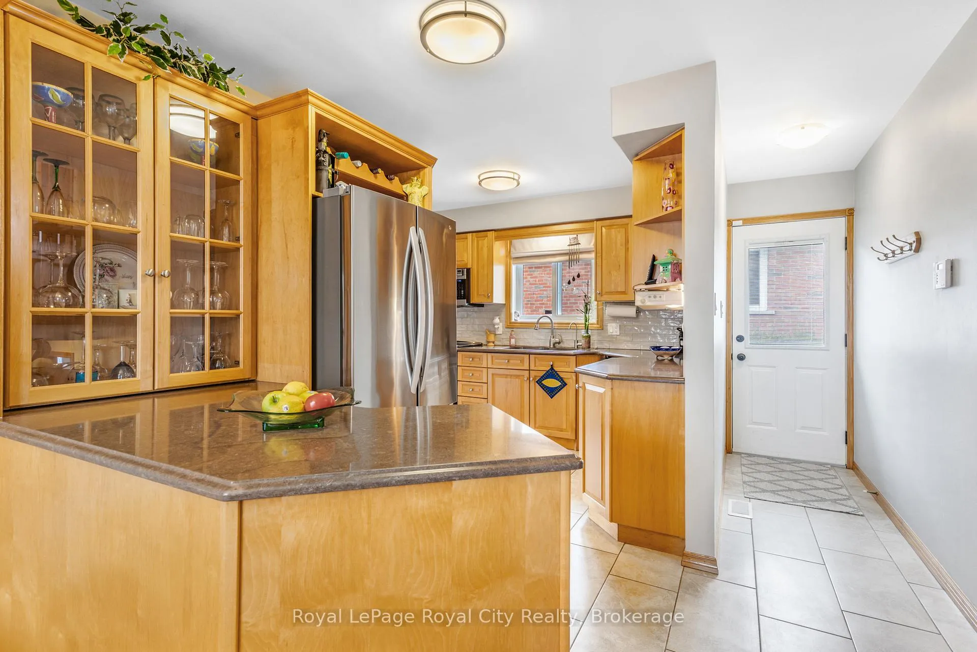 Photo 16 of 169 Johanna Drive, Cambridge — HOMEH