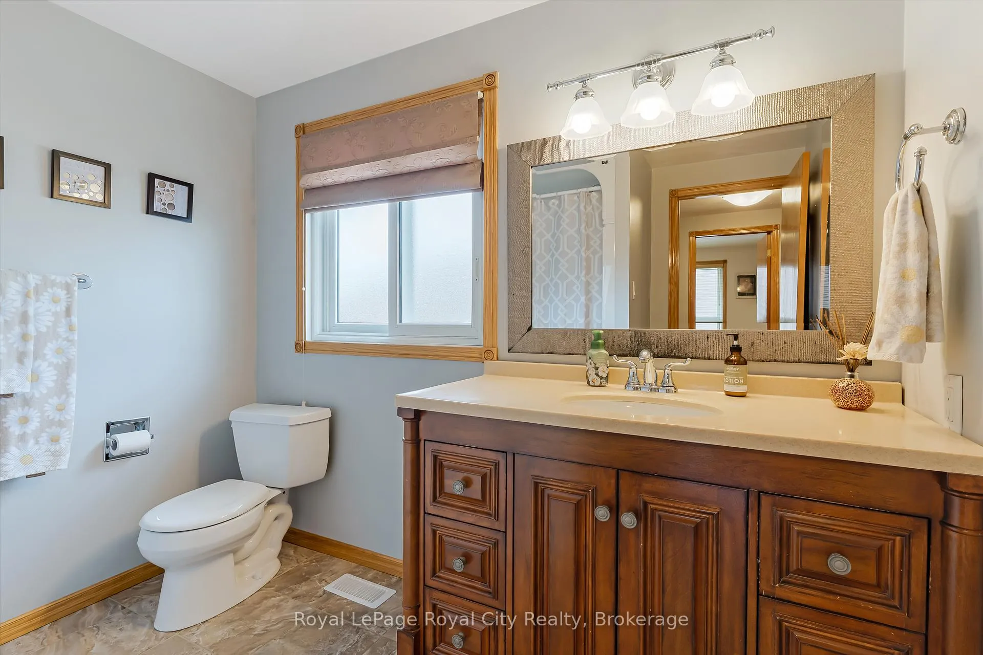 Photo 26 of 169 Johanna Drive, Cambridge — HOMEH