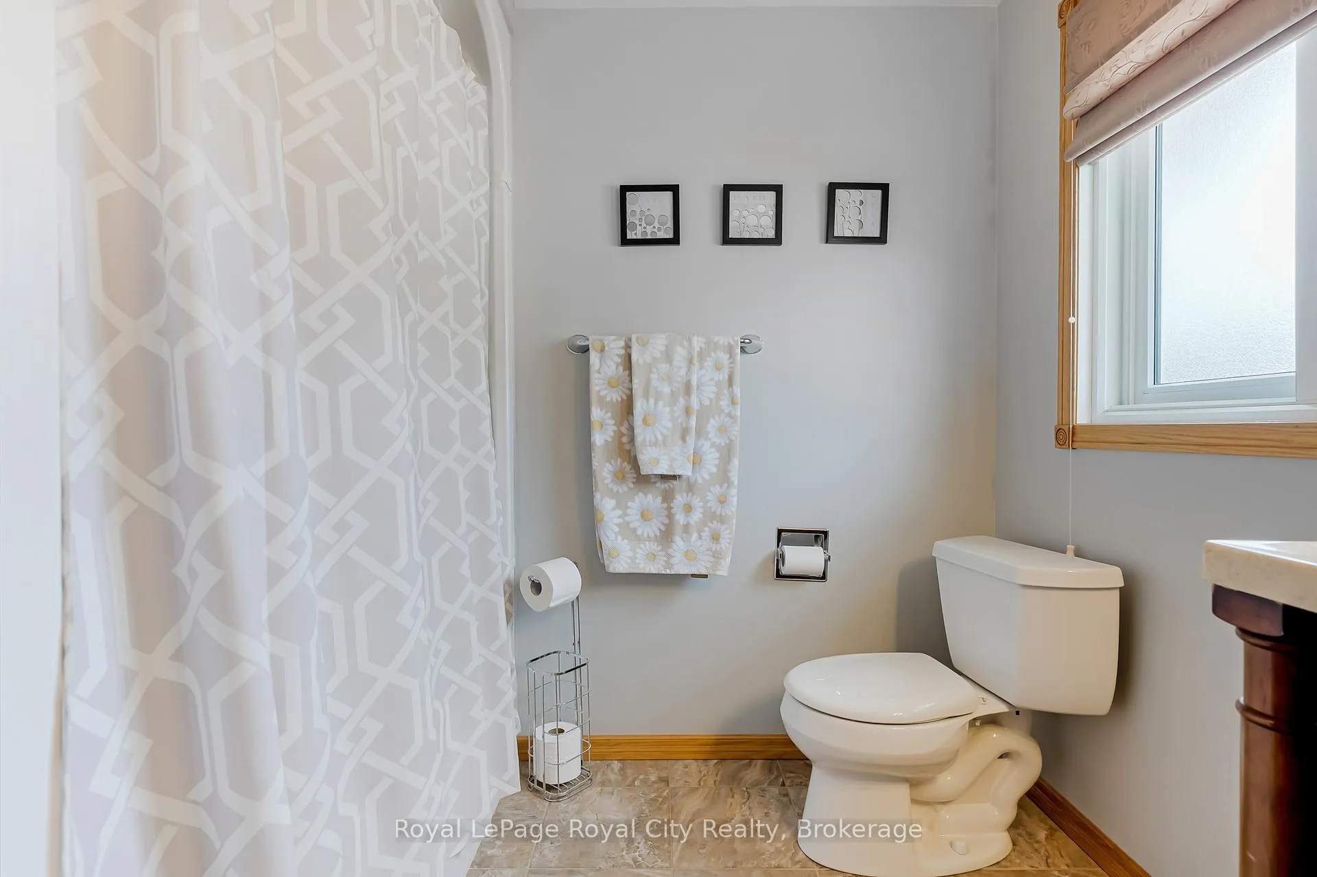 Photo 27 of 169 Johanna Drive, Cambridge — HOMEH