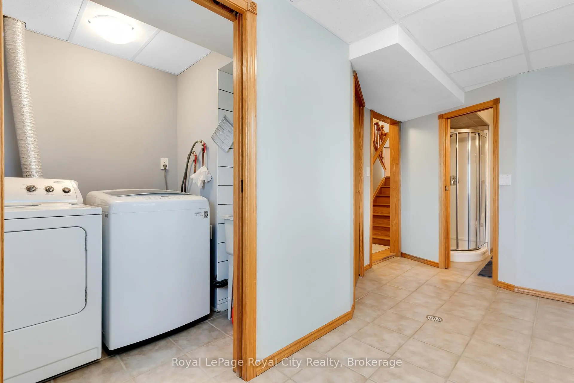 Photo 38 of 169 Johanna Drive, Cambridge — HOMEH