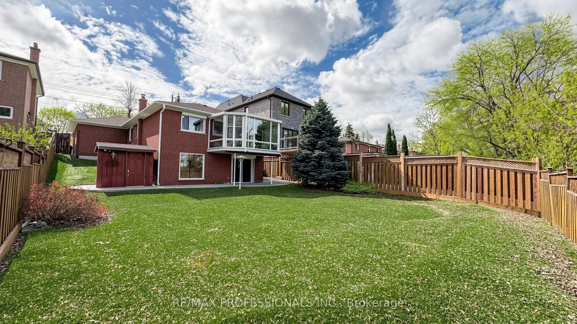 Photo 27 of 117 Mercury Road, Etobicoke, West Humber-Clairville — HOMEH