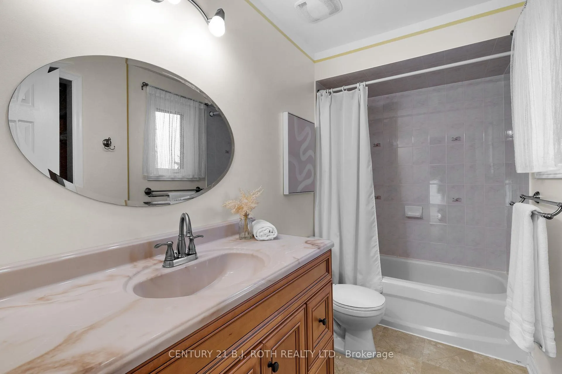 Photo 15 of 119 Holly Meadow Road, Barrie, Holly — HOMEH