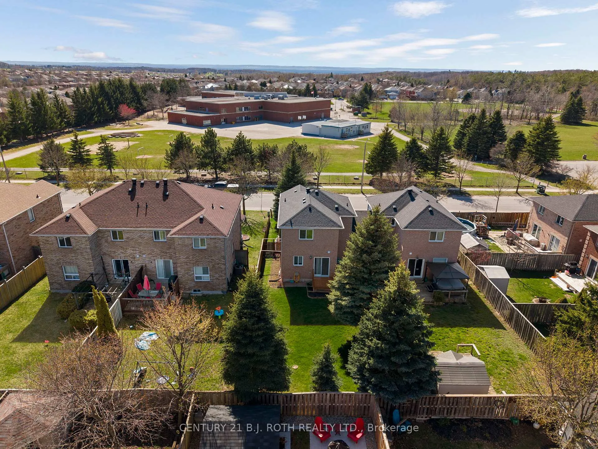 Photo 29 of 119 Holly Meadow Road, Barrie, Holly — HOMEH