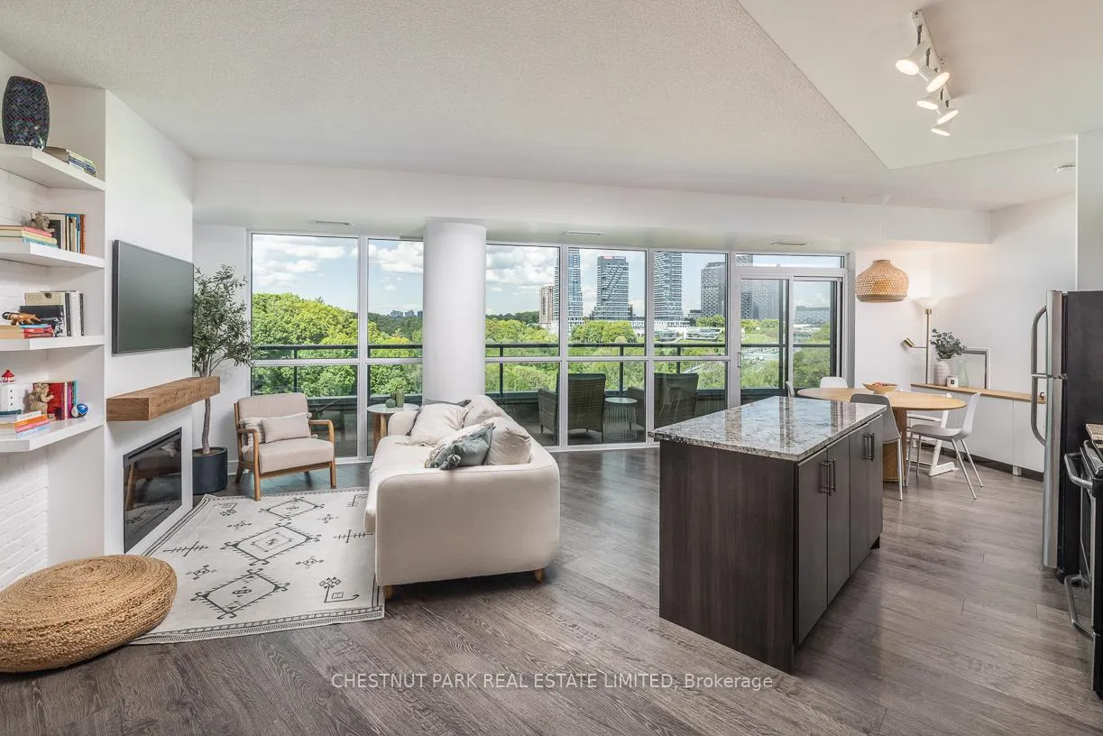 Photo 2 of Unit 306, 35 Brian Peck Crescent, Toronto, Thorncliffe Park — HOMEH