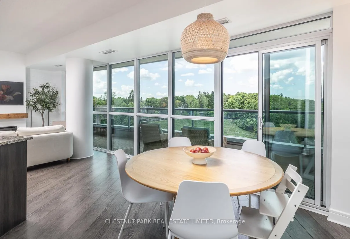 Photo 9 of Unit 306, 35 Brian Peck Crescent, Toronto, Thorncliffe Park — HOMEH