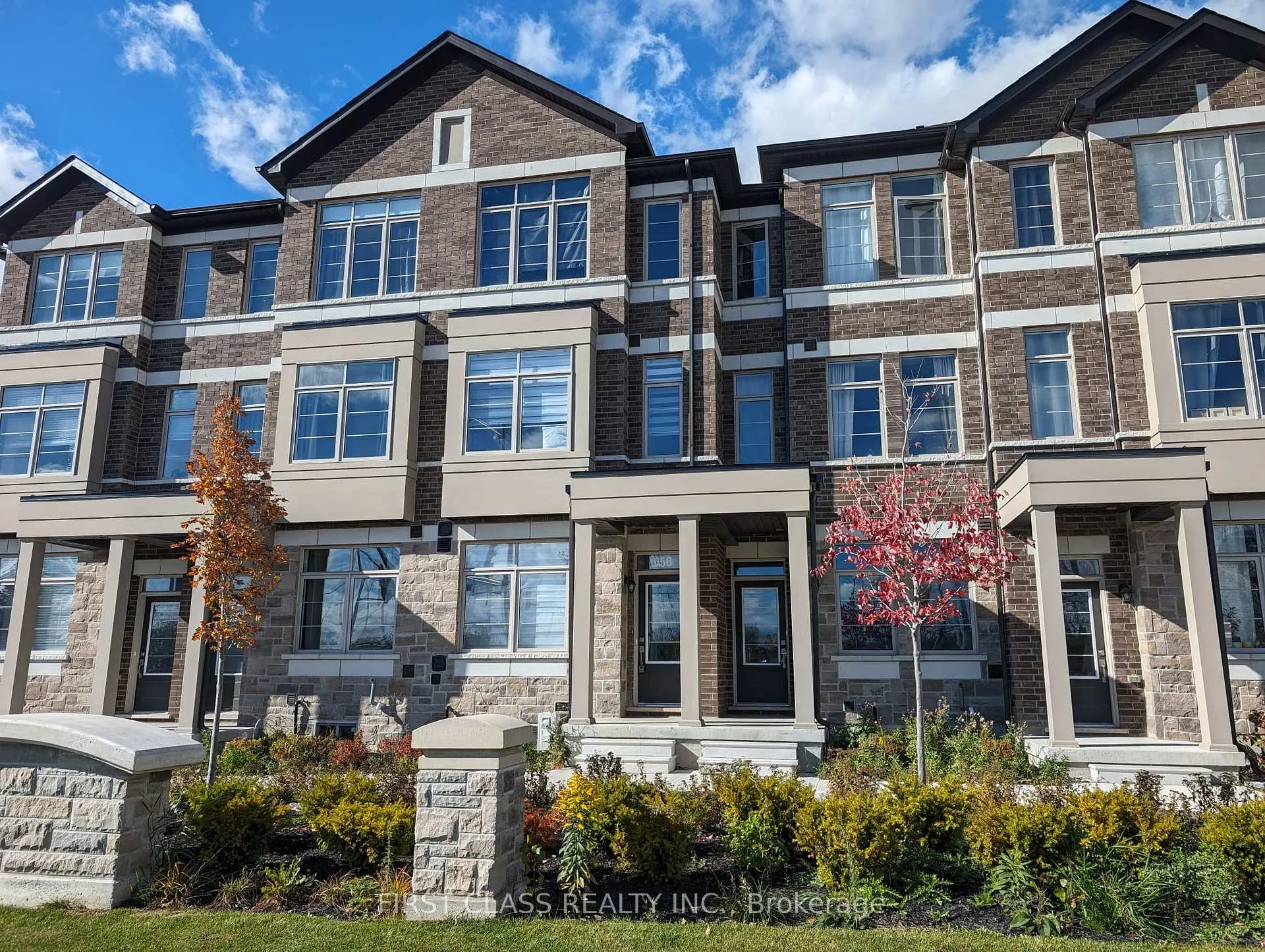 Front of 656 Copper Creek Drive