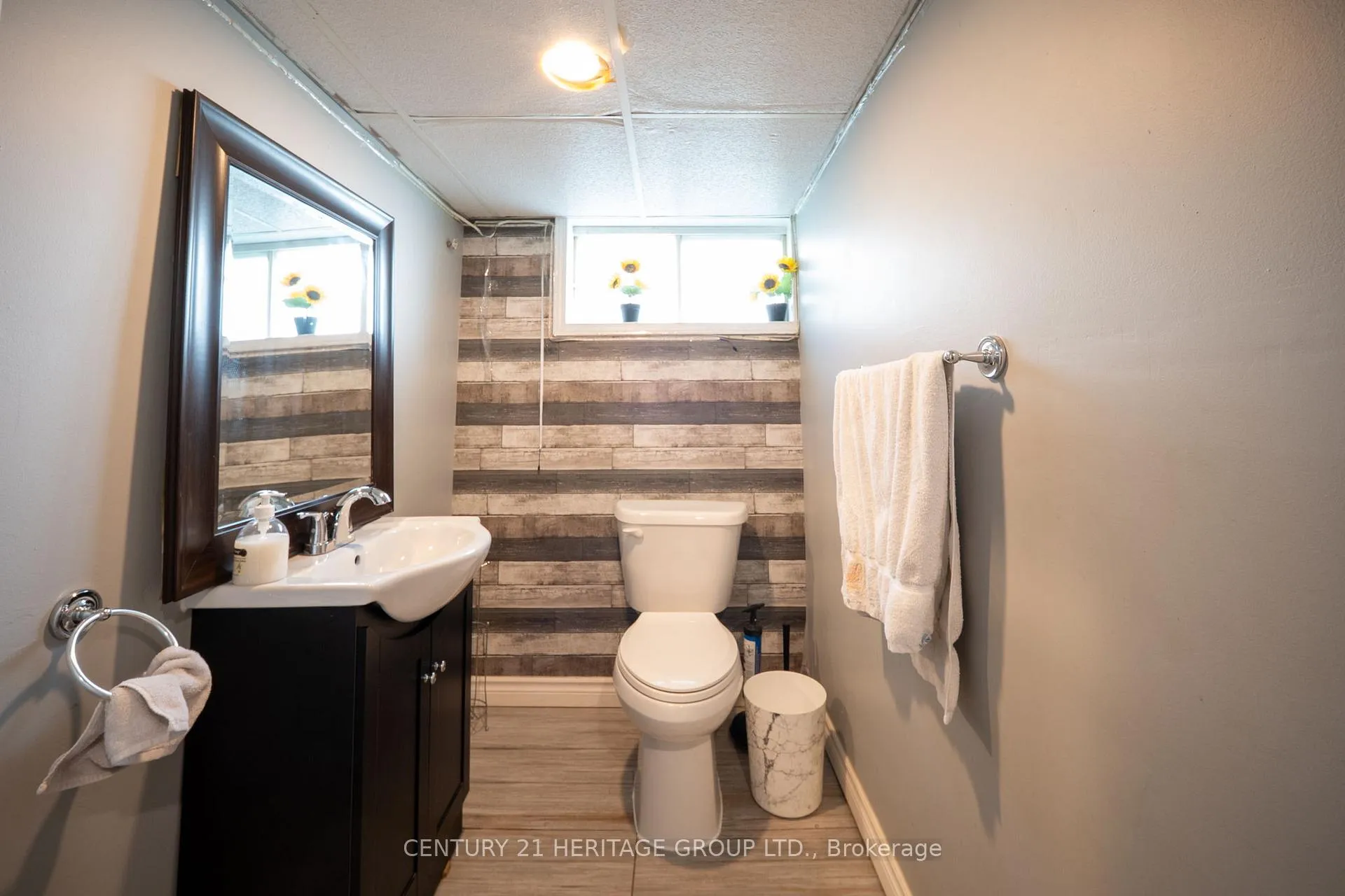 Photo 34 of 18 Armstrong Avenue, Hamilton, McQuesten — HOMEH