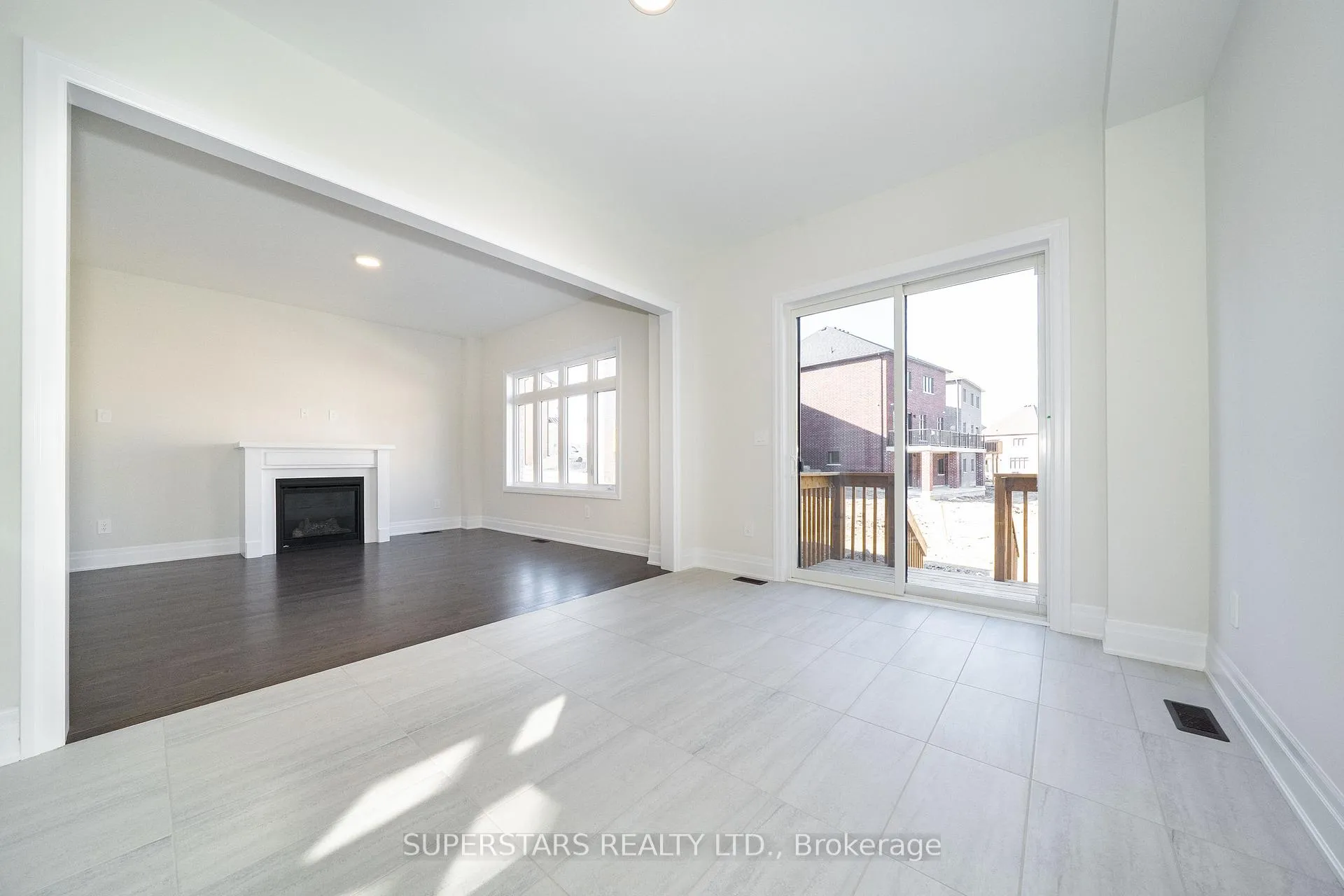 Photo 9 of 215 Archerhill Circle, Aurora, Aurora Grove — HOMEH