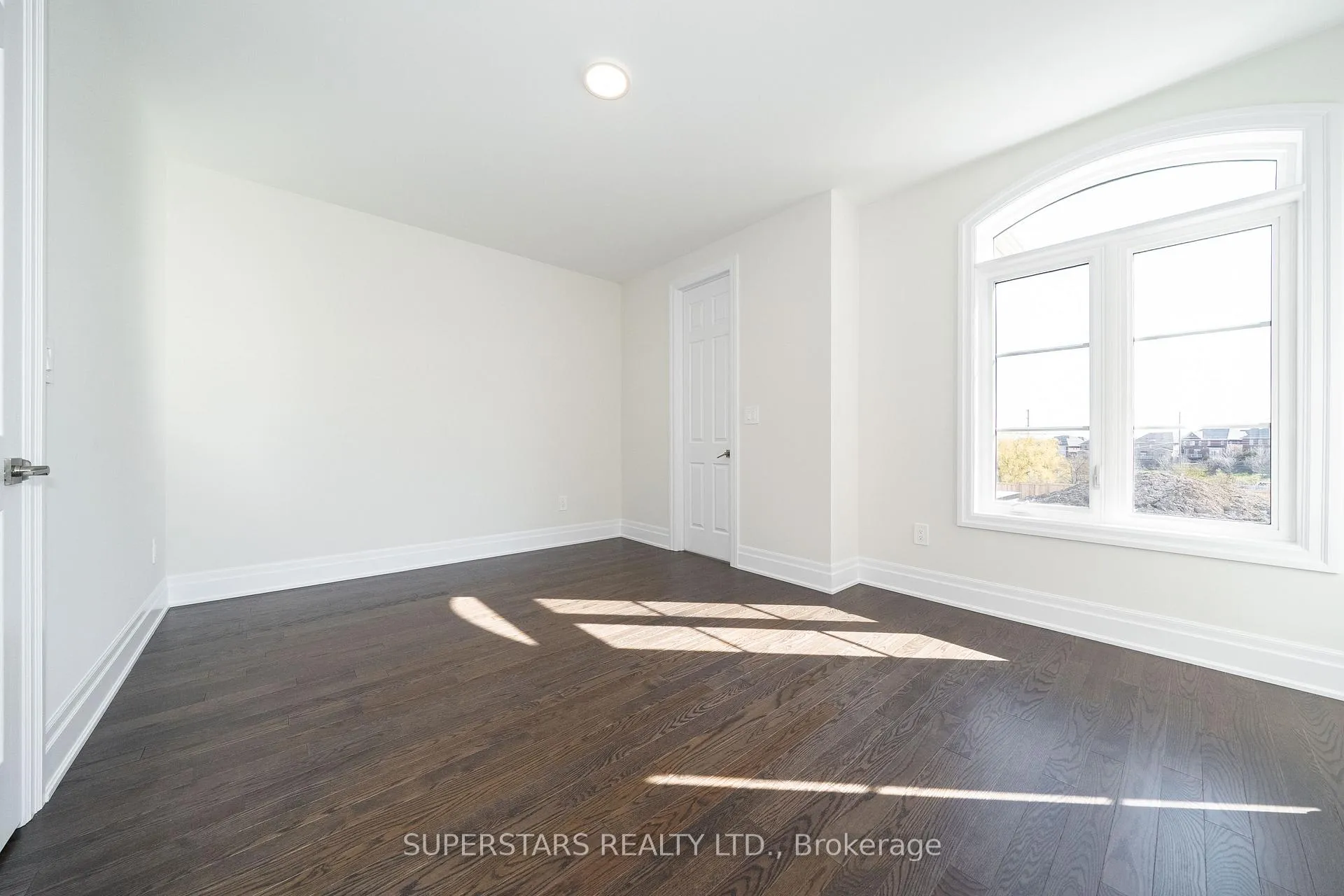 Photo 14 of 215 Archerhill Circle, Aurora, Aurora Grove — HOMEH