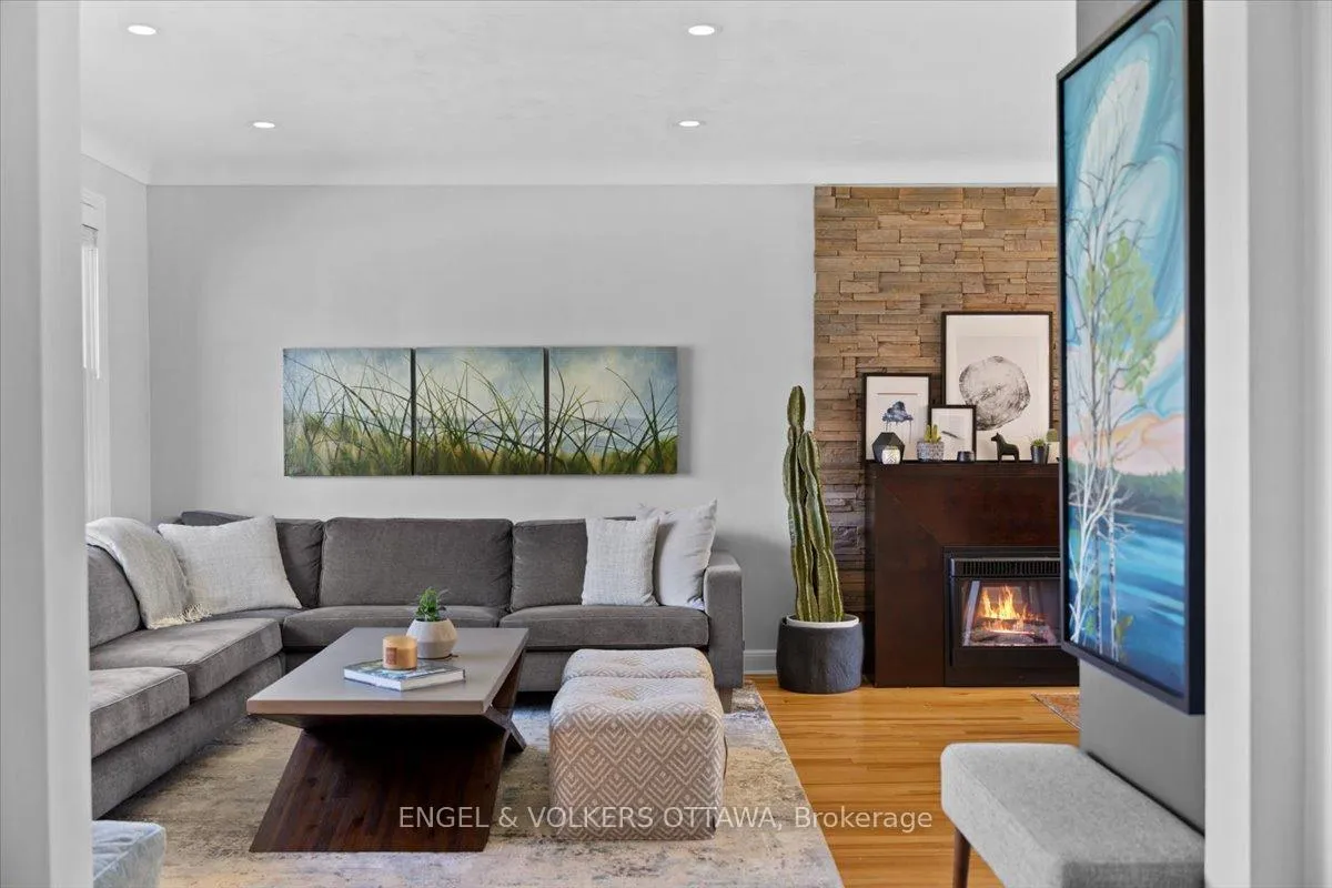 Photo 13 of 1436 Larose Avenue, Ottawa, Carlington — HOMEH