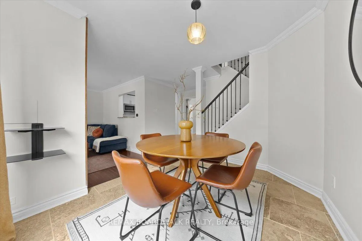 Photo 11 of 407 Sanderling Court, Ottawa, Chatelaine Village — HOMEH