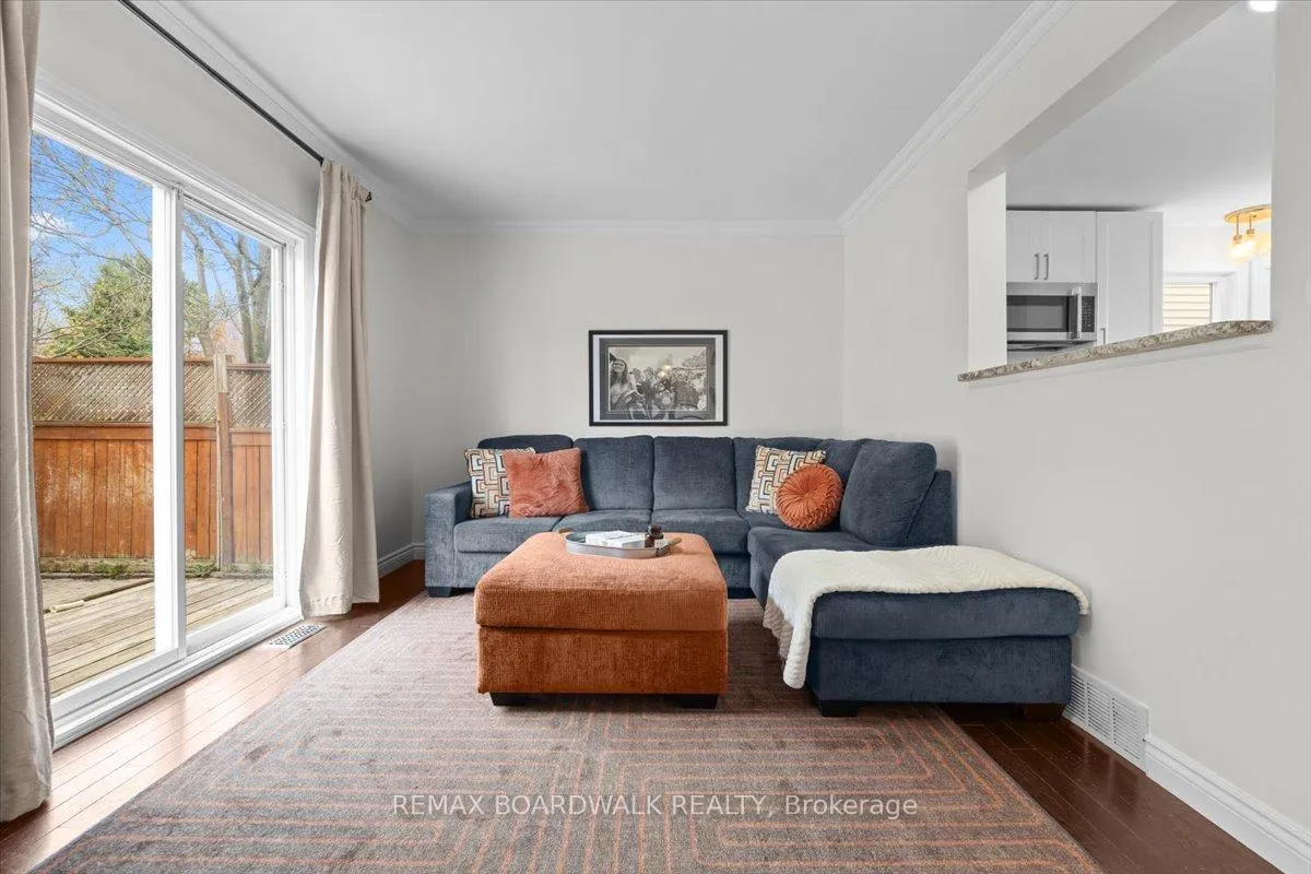 Photo 13 of 407 Sanderling Court, Ottawa, Chatelaine Village — HOMEH