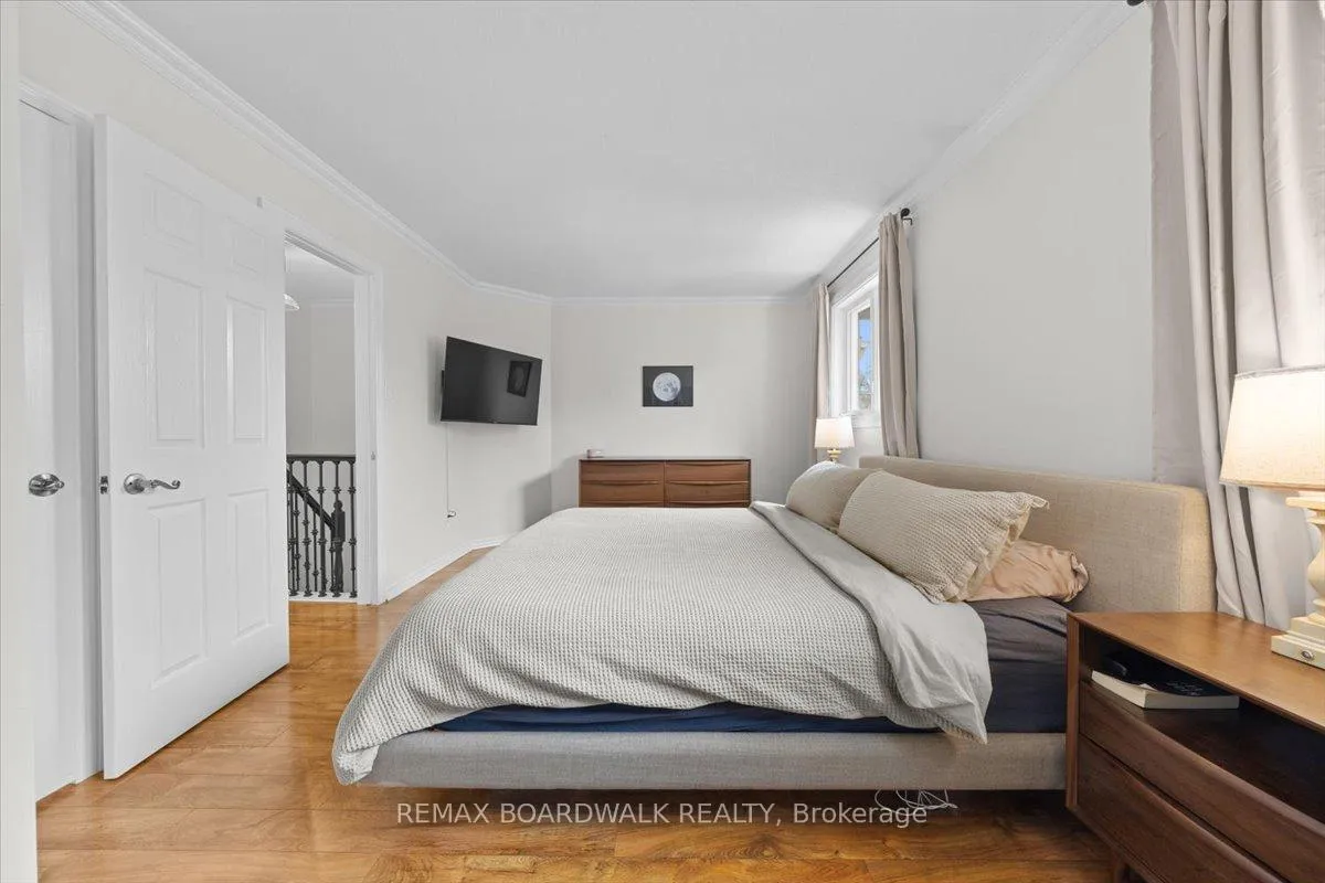 Photo 18 of 407 Sanderling Court, Ottawa, Chatelaine Village — HOMEH