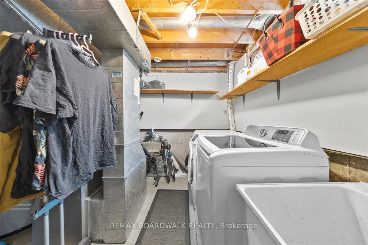 Photo 33 of 407 Sanderling Court, Ottawa, Chatelaine Village — HOMEH