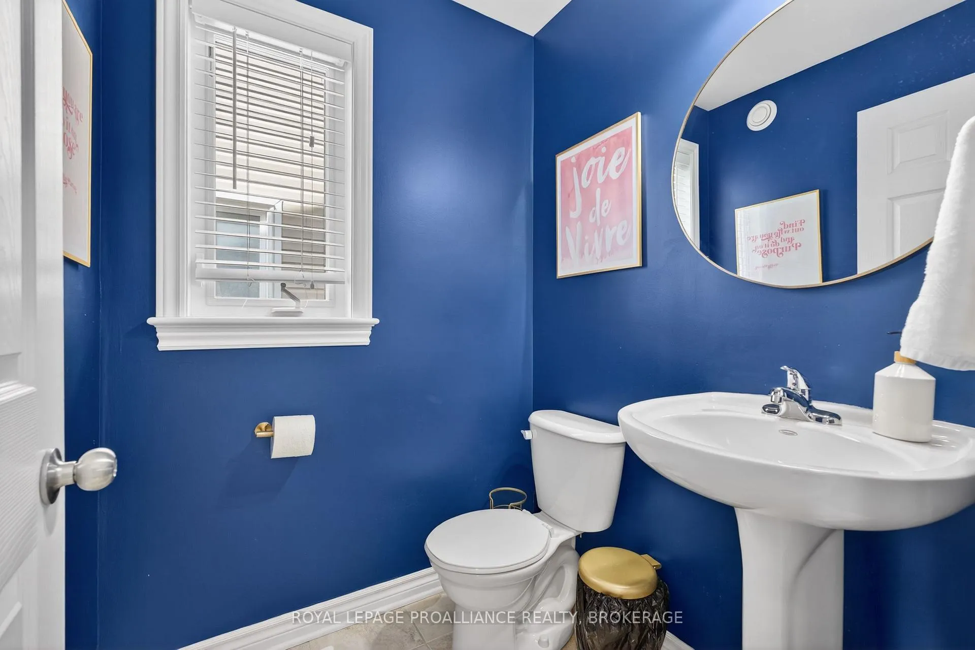 Photo 5 of 1244 Cyprus Road, Kingston, Kingston East (Incl Barret Crt) — HOMEH