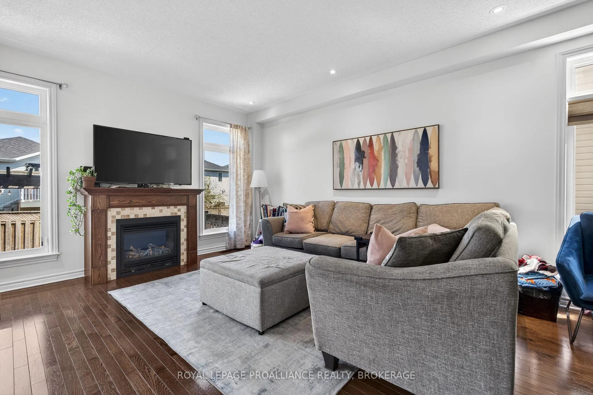Photo 8 of 1244 Cyprus Road, Kingston, Kingston East (Incl Barret Crt) — HOMEH