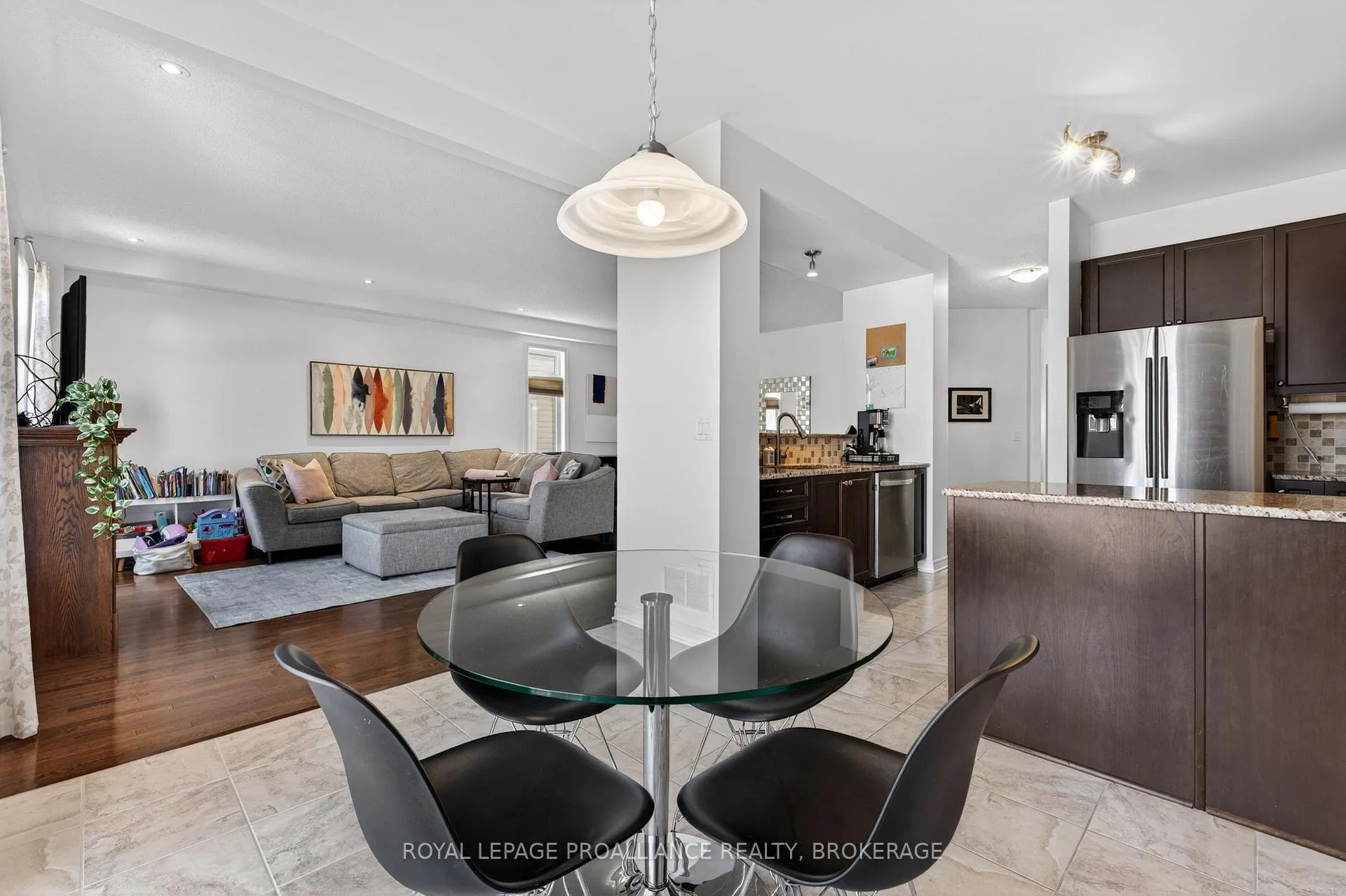 Photo 11 of 1244 Cyprus Road, Kingston, Kingston East (Incl Barret Crt) — HOMEH