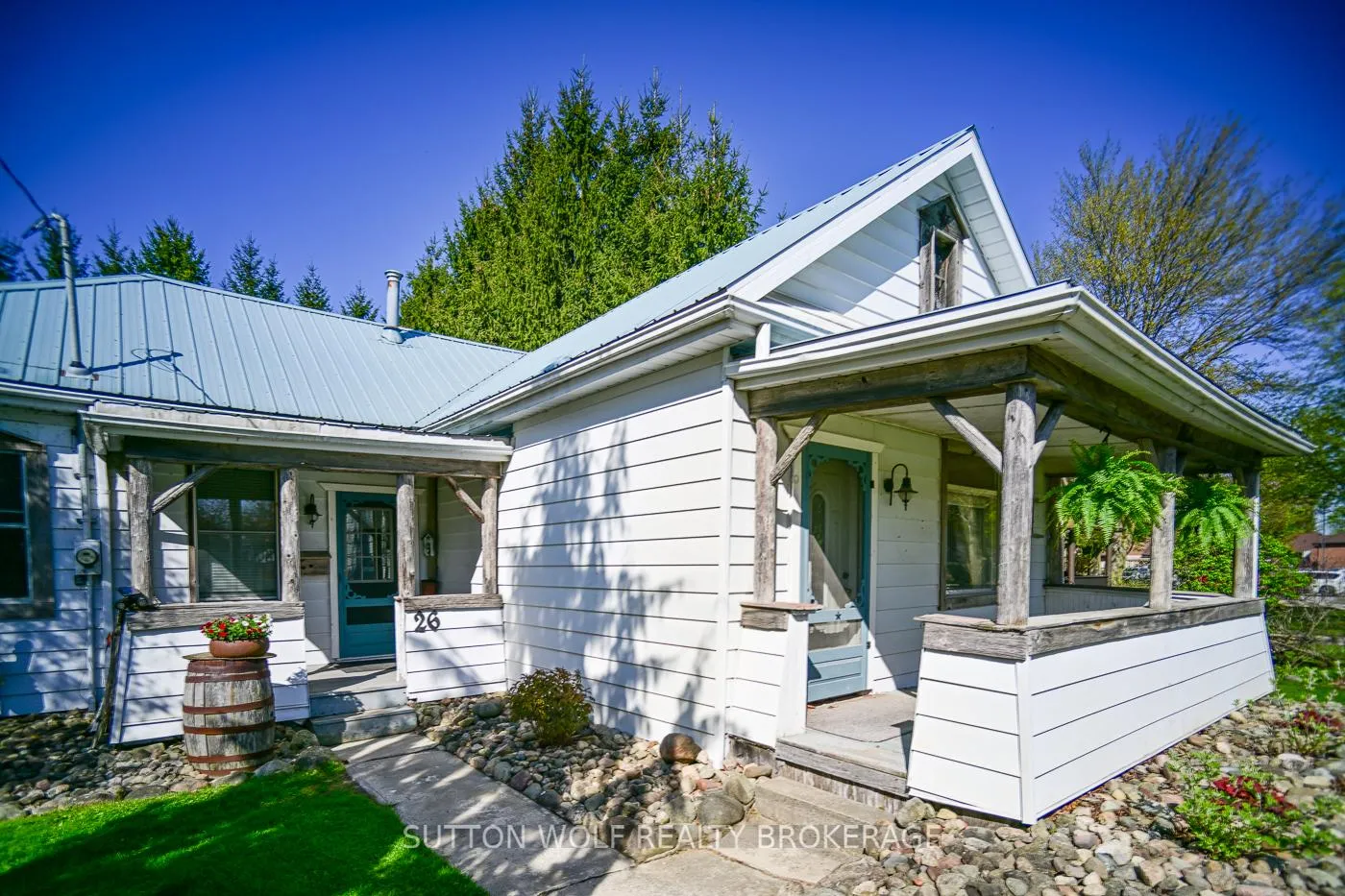 Photo 2 of 26 Arthur Street, Strathroy-Caradoc, NE — HOMEH