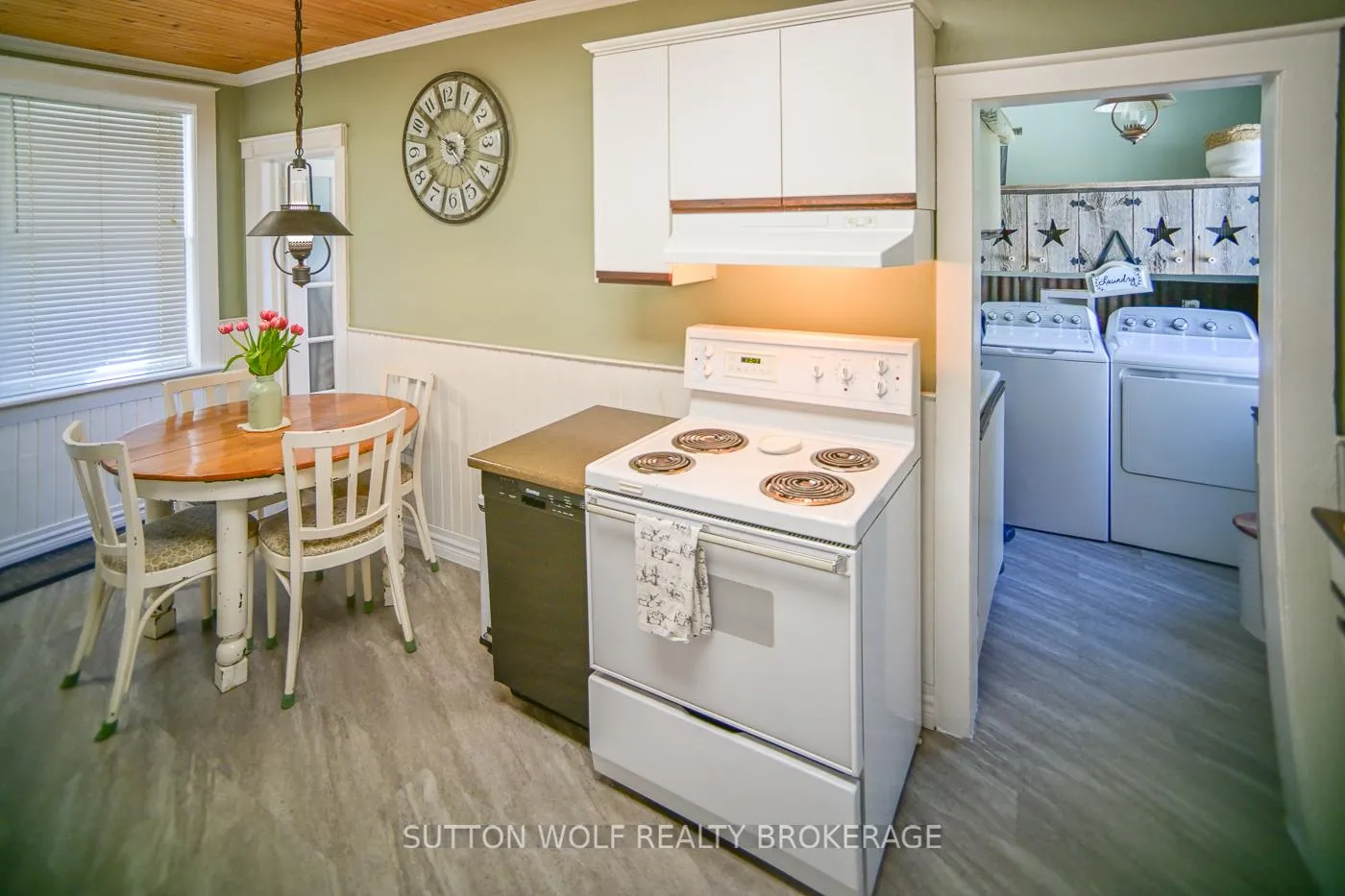 Photo 14 of 26 Arthur Street, Strathroy-Caradoc, NE — HOMEH