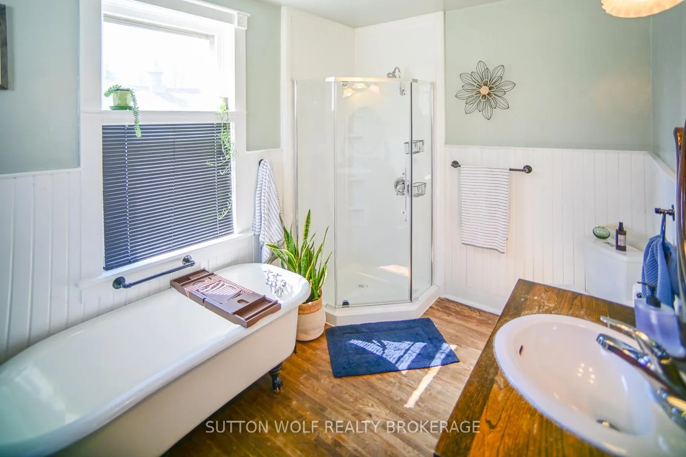 Photo 16 of 26 Arthur Street, Strathroy-Caradoc, NE — HOMEH