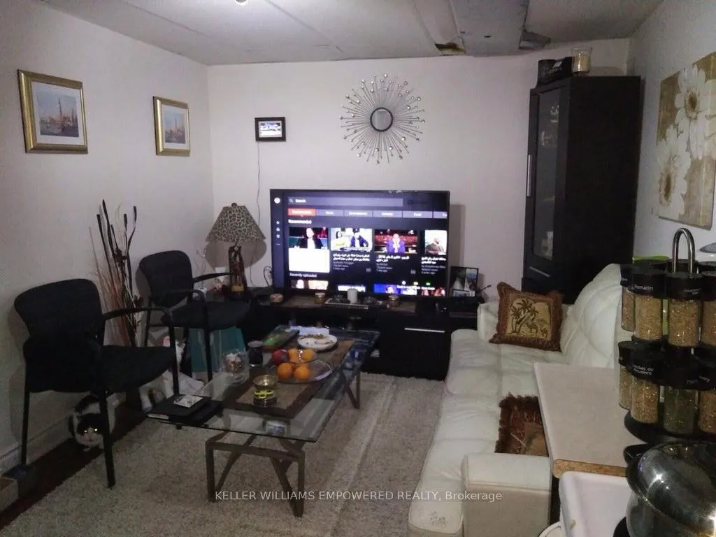 Photo 3 of 103 Prairie Rose Circle, Brampton, Sandringham-Wellington — HOMEH