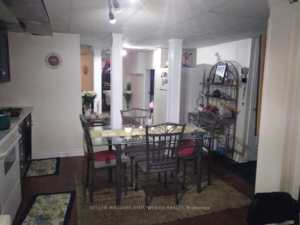 Photo 5 of 103 Prairie Rose Circle, Brampton, Sandringham-Wellington — HOMEH