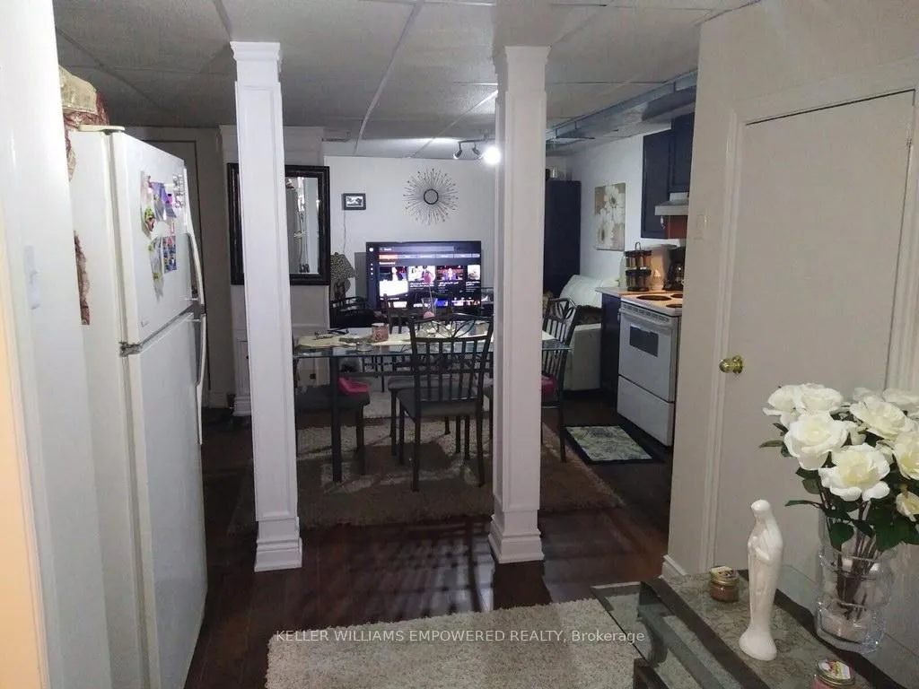 Photo 11 of 103 Prairie Rose Circle, Brampton, Sandringham-Wellington — HOMEH