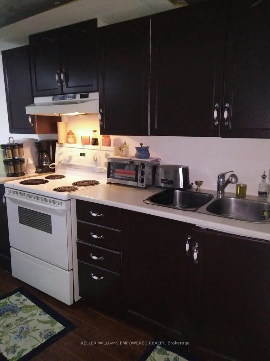 Photo 12 of 103 Prairie Rose Circle, Brampton, Sandringham-Wellington — HOMEH