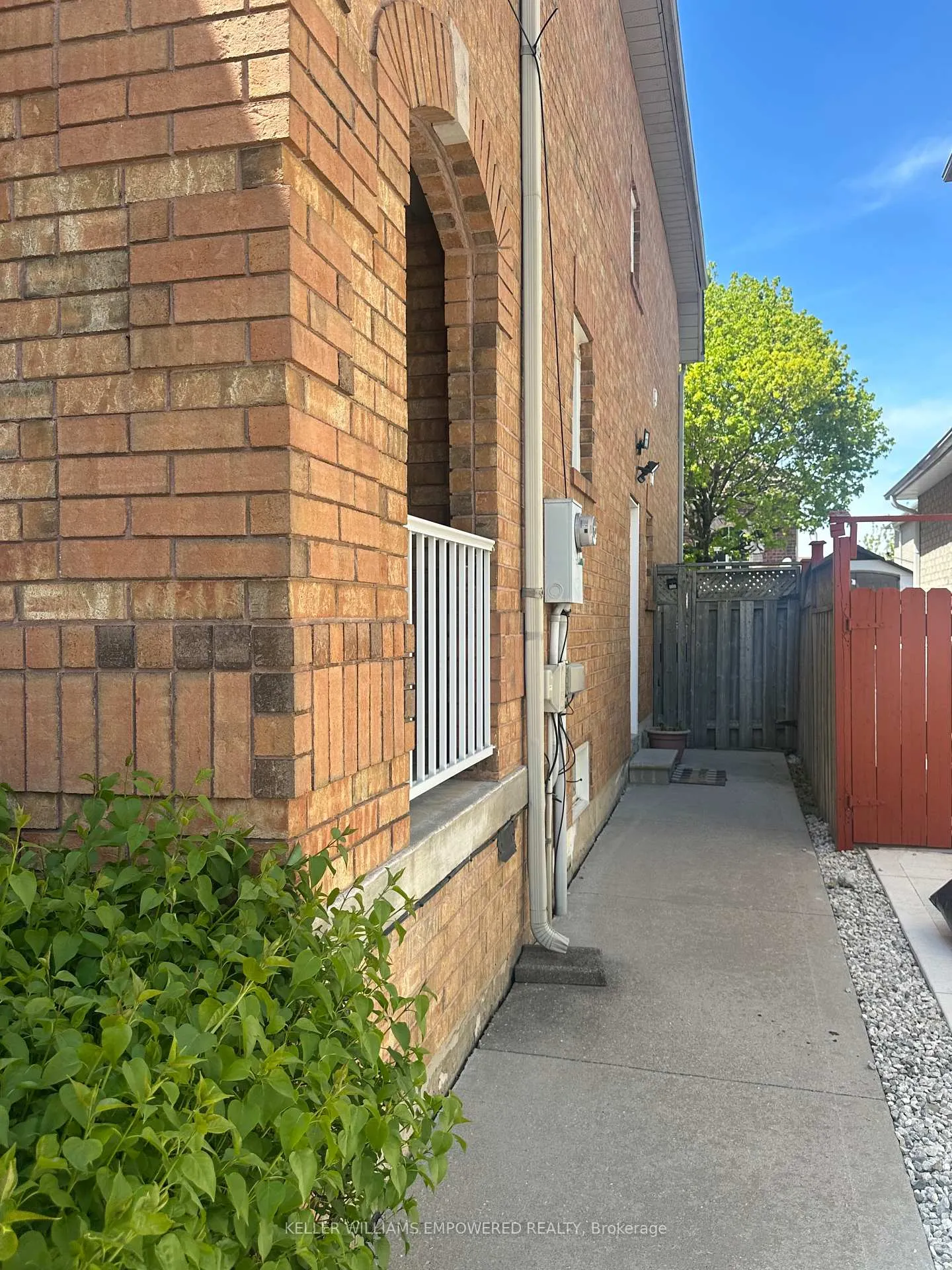 Photo 18 of 103 Prairie Rose Circle, Brampton, Sandringham-Wellington — HOMEH