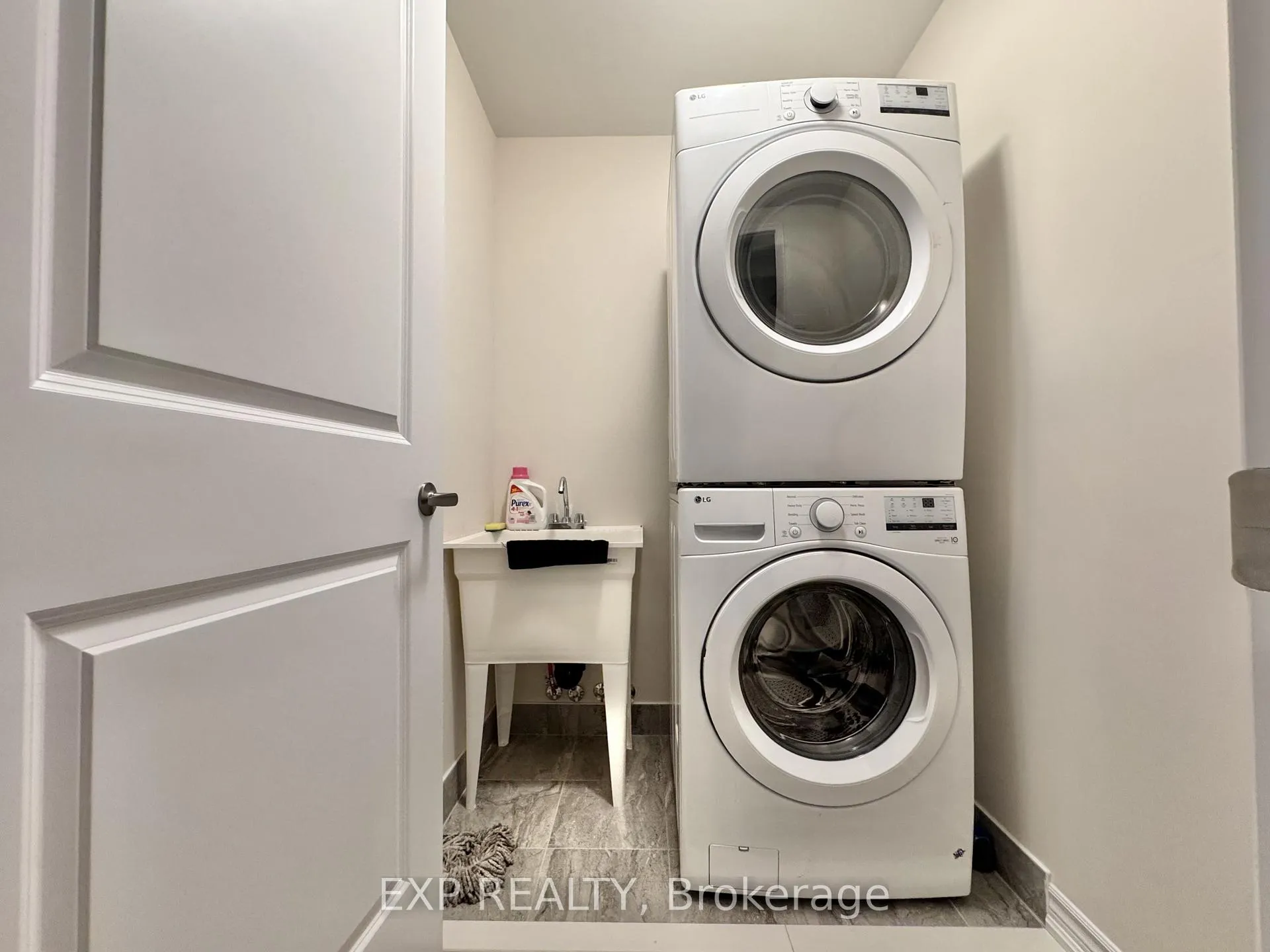 Photo 14 of 107 Mcgill Avenue, Erin — HOMEH