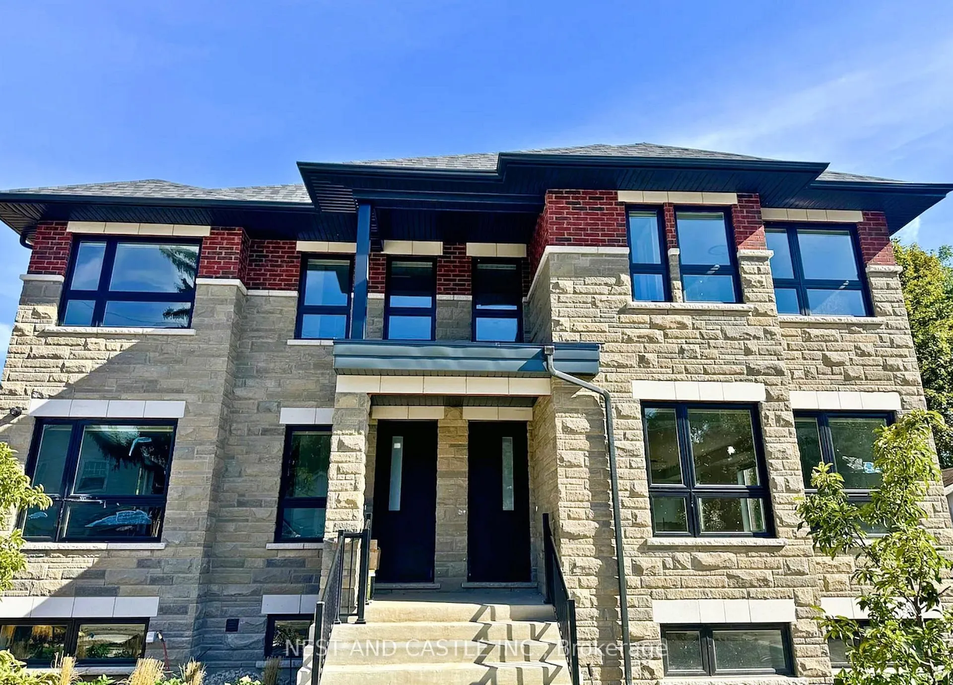 Photo 1 of Unit 3, 20 West Street, Brampton, Downtown Brampton — HOMEH