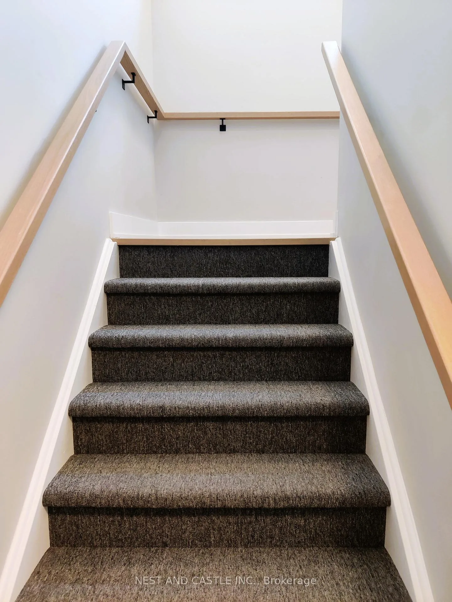 Photo 17 of Unit 3, 20 West Street, Brampton, Downtown Brampton — HOMEH