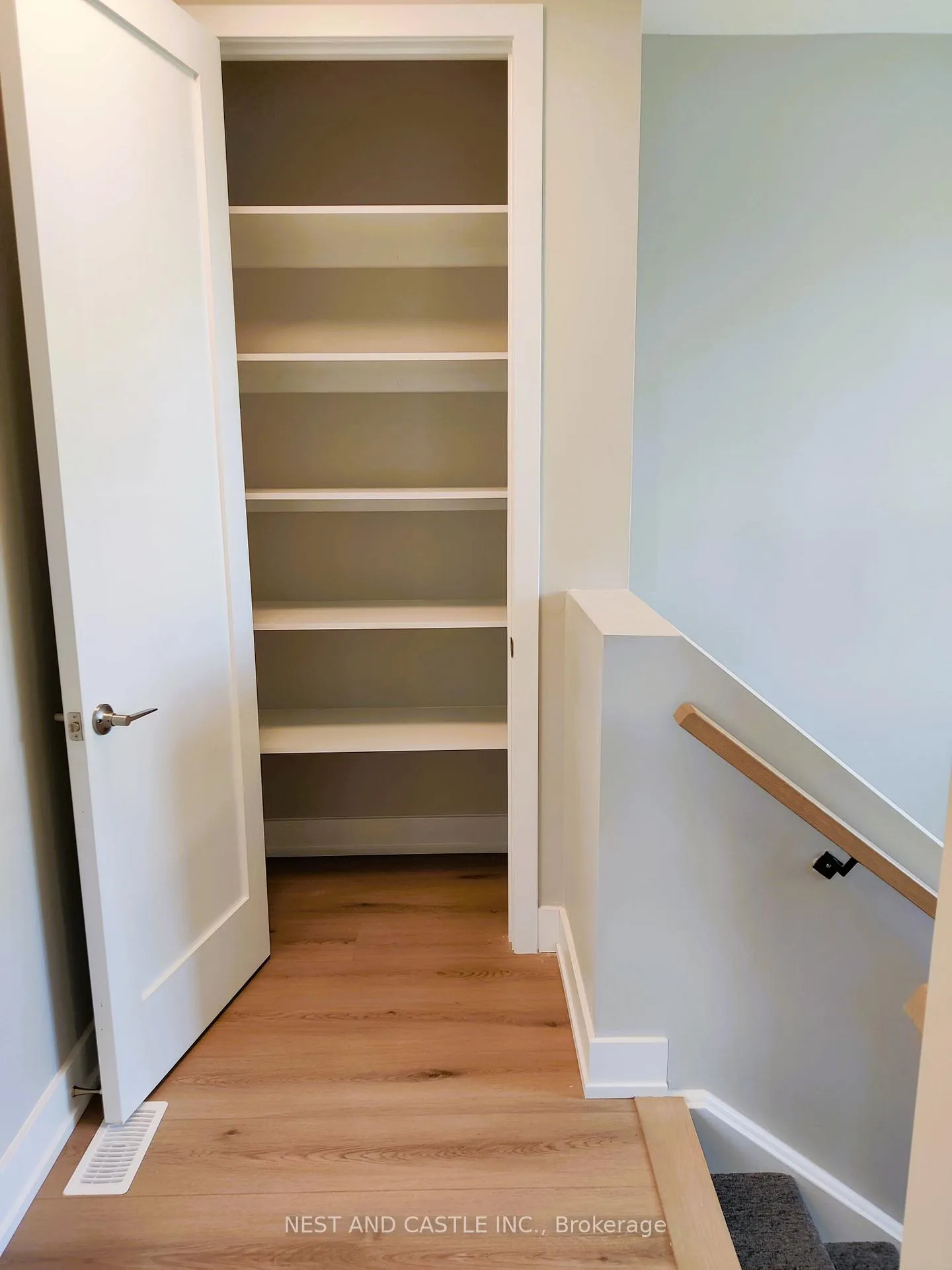 Photo 19 of Unit 3, 20 West Street, Brampton, Downtown Brampton — HOMEH