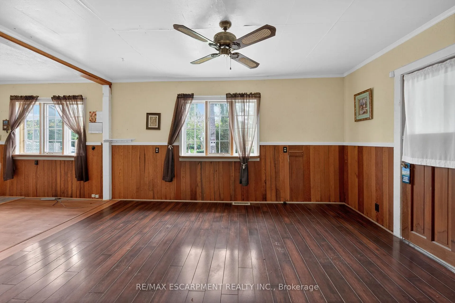 Photo 11 of 313 John Street, Norfolk, Simcoe — HOMEH