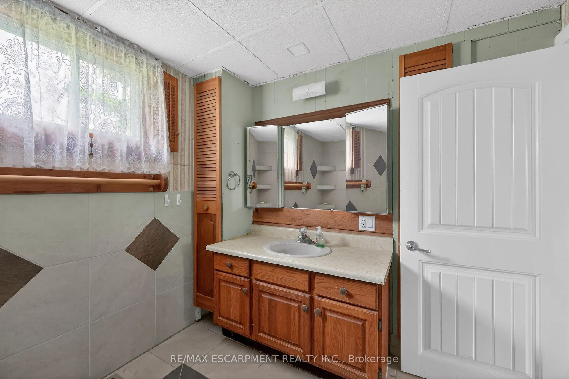 Photo 25 of 313 John Street, Norfolk, Simcoe — HOMEH